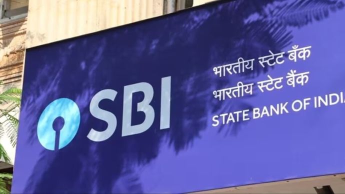 SBI Q2 Results: मुनाफा बढ़ा, फिर भी धड़ाम हो गया शेयर SBI Q2 Results: मुनाफा बढ़ा, फिर भी धड़ाम हो गया शेयर