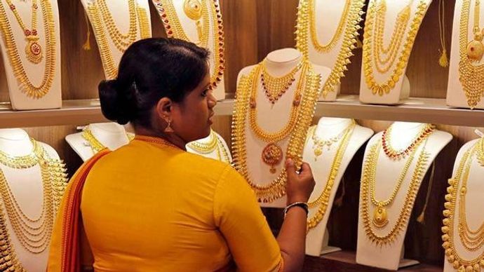 Kalyan Jewellers share price: The counter traded lower than the 5-day, 10-, 20-, 30-, 50-, 100-, 150-day and 200-day simple moving averages (SMAs).