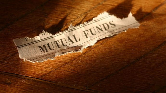 As of January 2025, India's mutual fund AUM reached Rs 68.04 lakh crores, with equity funds at Rs 29.46 lakh crores and SIP inflows at Rs 26,400 crore. As of January 2025, India's mutual fund AUM reached Rs 68.04 lakh crores, with equity funds at Rs 29.46 lakh crores and SIP inflows at Rs 26,400 crore.