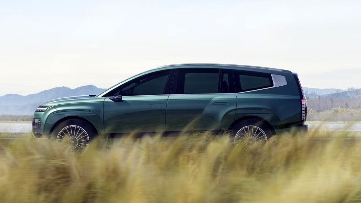 world electric vehicle of the year