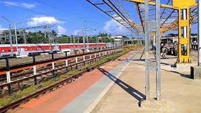 World’s Longest Railway Platform World’s Longest Railway Platform