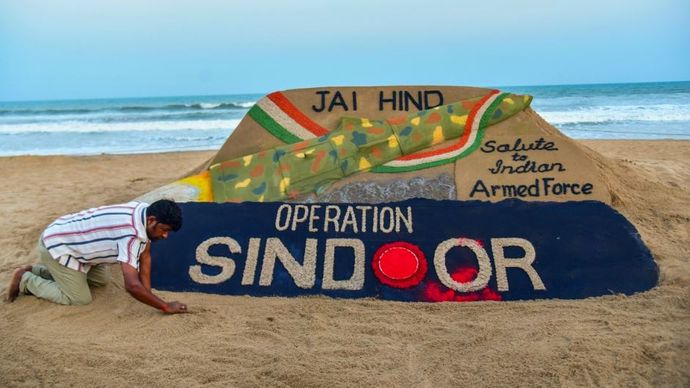 shares of Solar Industries were trading 1.62% higher at Rs 13317.25 on BSE today. shares of Solar Industries were trading 1.62% higher at Rs 13317.25 on BSE today.