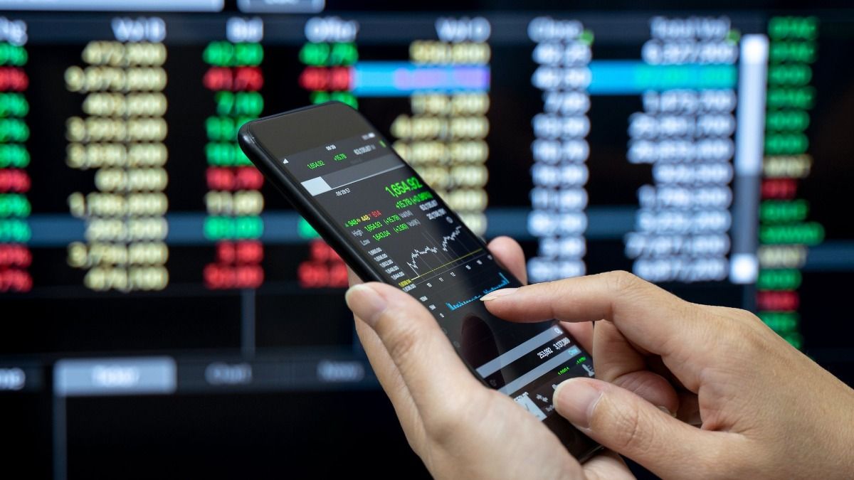 Ventura values Adani Energy Solutions at 17 times EV/Ebitda. It recommended BUY rating on the stock and suggested a target price, which hints at an upside potential of 50.4 per cent from the prevailing market price.