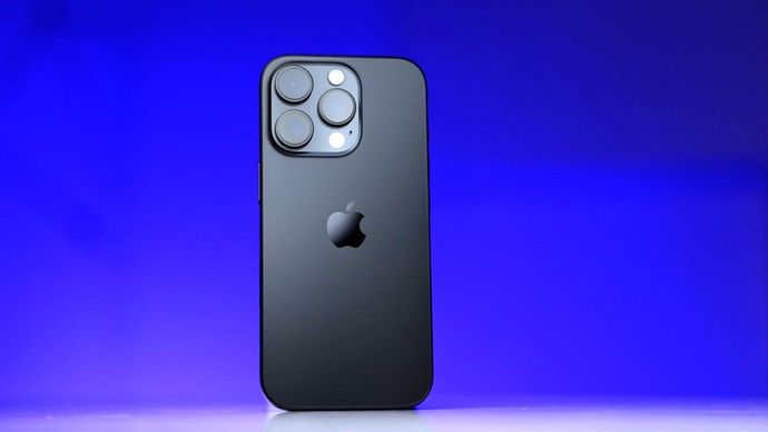 iPhone 16 Pro iPhone 16 Pro