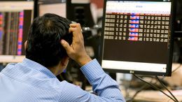 बजट झटके के बाद बाजार सपाट! एक्सपर्ट ने बताया आगे कैसी रह सकती है स्टॉक मार्केट की चाल