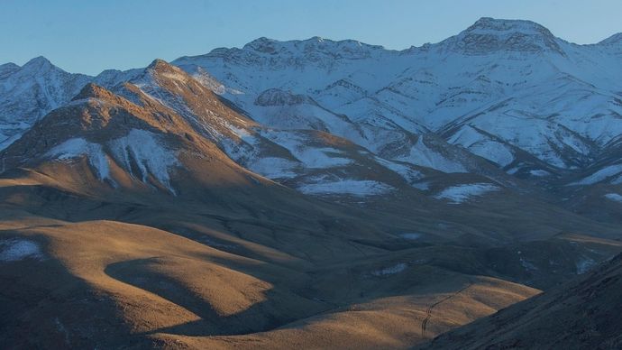 ईरान के कई इलाके भूकंपीय गतिविधियों का केंद्र हैं. (Photo: Pixabay)