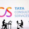TCS Dividend 2026: हो गया बड़ा ऐलान! हर शेयर पर इतना होगा फायदा - Q4 में 12% से ज्यादा उछला मुनाफा