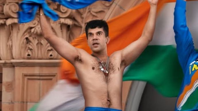 दादा से राजकुमार राव का फर्स्ट लुक जारी (Photo: Screengrab) Sourav ganguly biopic raj kummar rao first look