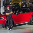 BMW India EV Sales: छह महीनों में बड़ा उछाल, लग्जरी EV बाजार में कंपनी की मजबूत पकड़, 69% शेयर के साथ कंपनी आगे