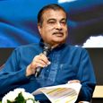 आम लोग नहीं पता कर सकते कार की सही माइलेज...E20 विवाद पर गडकरी का बड़ा जवाब