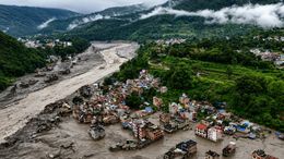 तिब्बत में बाढ़ ने मचाई तबाही, फिर भी चीन के अंदर क्यों सीमित है जानकारी?