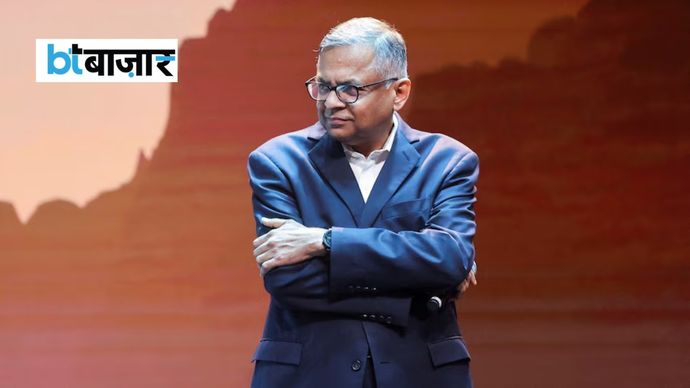 TCS इंटर्न से Tata Group के पहले गैर-पारसी प्रोफेशनल चेयरमैन तक का सफर। TCS इंटर्न से Tata Group के पहले गैर-पारसी प्रोफेशनल चेयरमैन तक का सफर।