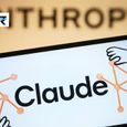 AI अब खुद बना रहा और बेहतर AI! Anthropic के 26% रिसर्च काम की कमान Claude के हाथ
