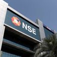 NSE की शेयर बाजार में एंट्री, ₹1800 पर लिस्ट हुआ शेयर- बनी भारत की 10वीं सबसे ज्यादा वैल्यू वाली कंपनी