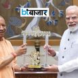 पीएम मोदी से मिले सीएम योगी, यूपी चुनाव को लेकर बढ़ी राजनीतिक हलचल