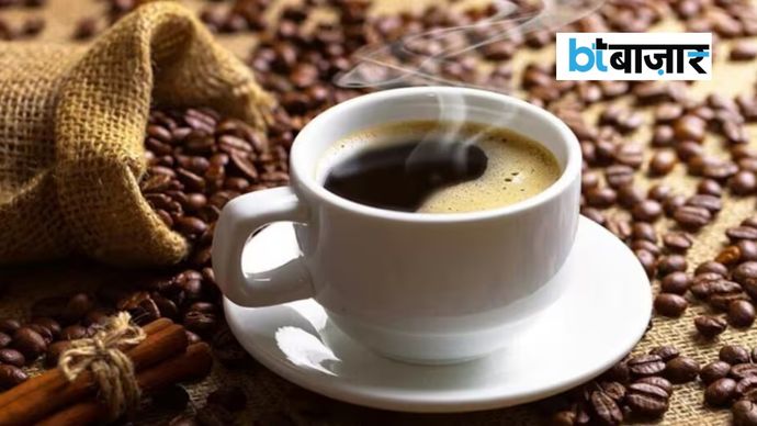 ब्राजील में कॉफी की रिकॉर्ड पैदावार से वैश्विक बाजार में कीमतों का गणित बदल रहा है। ब्राजील में कॉफी की रिकॉर्ड पैदावार से वैश्विक बाजार में कीमतों का गणित बदल रहा है।