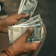दिवाली पर हिमाचल सरकार का सरकारी कर्मचारियों को तोहफा, 5% DA बढ़ाने का ऐलान