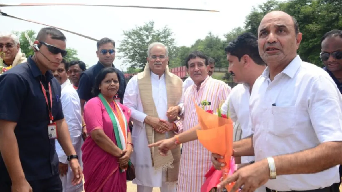 अनुसूचित जनजाति के लिए कांग्रेस ने किया काम, बीजेपी ने उन्हें लूटा: CM भूपेश बघेल अनुसूचित जनजाति के लिए कांग्रेस ने किया काम, बीजेपी ने उन्हें लूटा: CM भूपेश बघेल