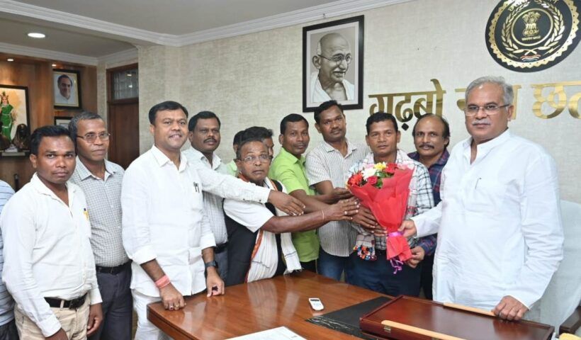 छत्तीसगढ़ सीएम भूपेश बघेल बोले, भारतीय जनता पार्टी राहुल गांधी से डरी हुई है NewsTak