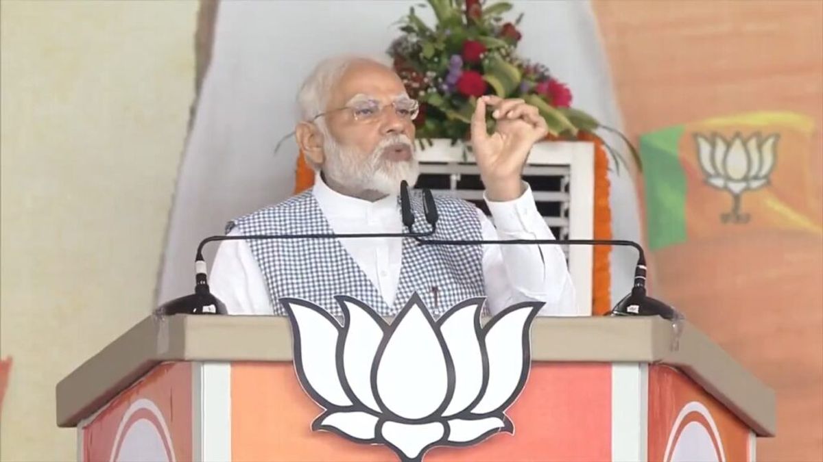 PM मोदी ने रायपुर में कांग्रेस पर साधा निशाना, ढाई-ढाई साल के CM वाली बात से कसा तंज NewsTak