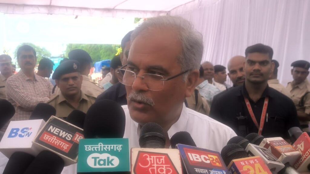 छत्तीसगढ़: भाजपा पर भड़के भूपेश, पूछा- नान घोटाले में ‘सीएम मैडम’ कौन है? NewsTak