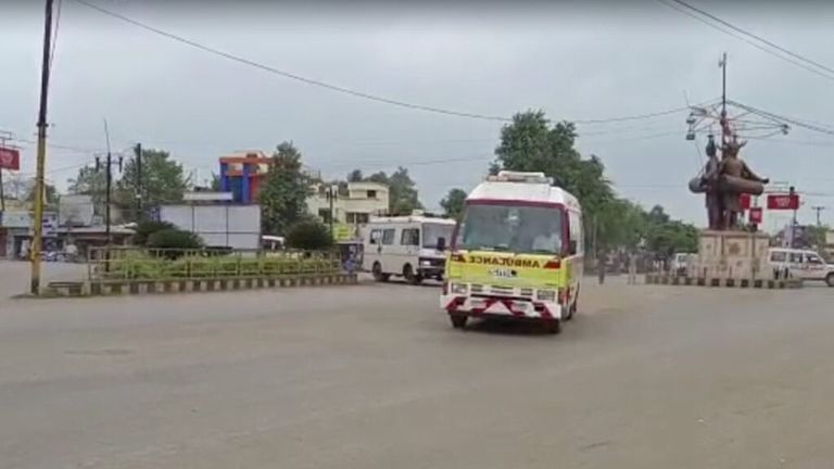 बस्तर: CRPF जवान के लिए बनाया गया ‘ग्रीन कॉरिडोर’, जानें क्या थी इमरजेंसी? NewsTak