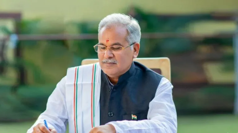 बघेल ने की कई बड़ी घोषणाएं- सरकारी कर्मचारियों के डीए में 4% की बढ़ोतरी, संविदा कर्मचारियों के लिए भी बड़ा ऐलान, जानें अहम बातें NewsTak