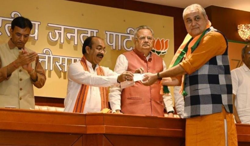 छत्तीसगढ़ चुनाव: BJP में शामिल हुए विधायक धर्मजीत सिंह, कभी थे जोगी के करीबी NewsTak