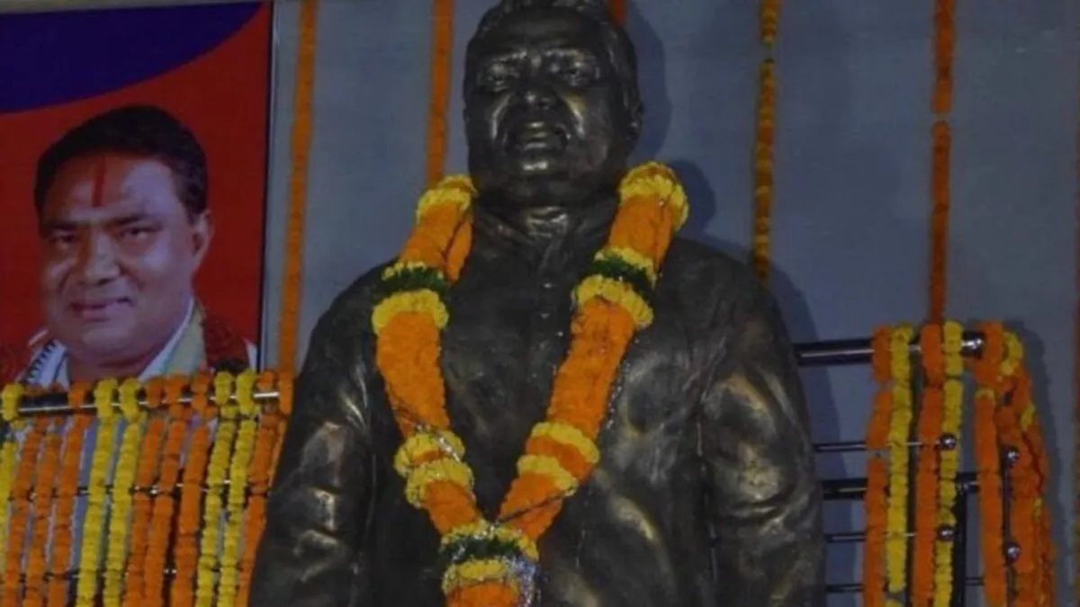 ‘बस्तर टाइगर’ कर्मा की जयंती आज, बघेल ने दी श्रद्धांजलि; बैज ने बताया वंचितों का नेता NewsTak