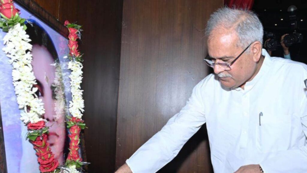 छत्तीसगढ़ के हर विकास खण्ड में बनेगा मॉडल जैतखाम, मिनीमाता की पुण्यतिथि पर सीएम बघेल ने किया बड़ा ऐलान NewsTak