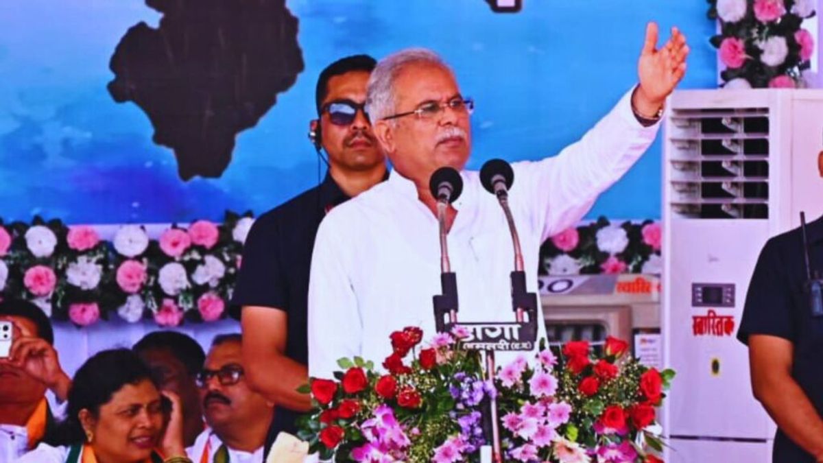 अडानी की कोयला ढुलाई के लिए रेल कॉरिडोर का उद्घाटन करने आए थे पीएम: बघेल NewsTak