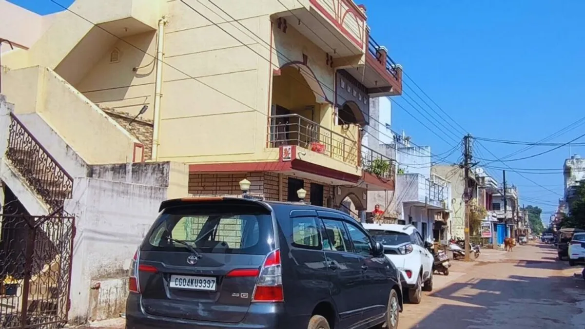 महादेव ऐप मामले में ED की बड़ी कार्रवाई, सौरभ चंद्राकर के 6 करीबियों के घर दी दबिश NewsTak