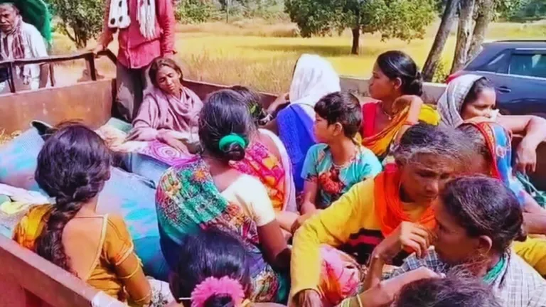 पीएम मोदी की रैली से पहले कांकेर में नक्सलियों की बड़ी वारदात, तीन ग्रामीणों की कर दी हत्या NewsTak