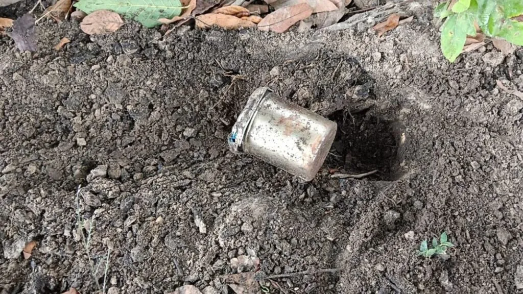 वोटिंग के बीच नक्सल हमलों से दहला बस्तर: आईईडी विस्फोट और धमकी बनी चुनौती; मुठभेड़ में 6 नक्सली ढेर NewsTak