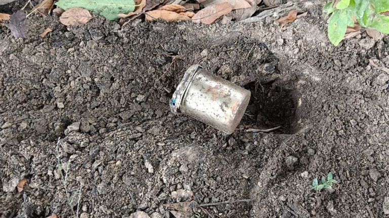 वोटिंग के बीच नक्सल हमलों से दहला बस्तर: आईईडी विस्फोट और धमकी बनी चुनौती; मुठभेड़ में 6 नक्सली ढेर NewsTak