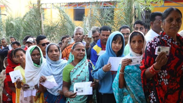 छत्तीसगढ़ चुनाव: पहले चरण में बंपर वोटिंग, फाइलन आकड़े देखकर हो जाएंगे हैरान NewsTak