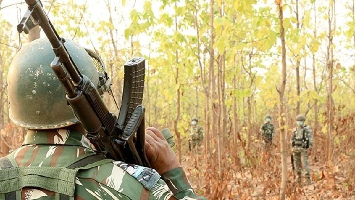 Narayanpur Naxal Encounter: नारायणपुर में 8 नक्सली ढेर, दो दिनों से मुठभेड़ जारी पुलिस-नक्सल एनकाउंटर