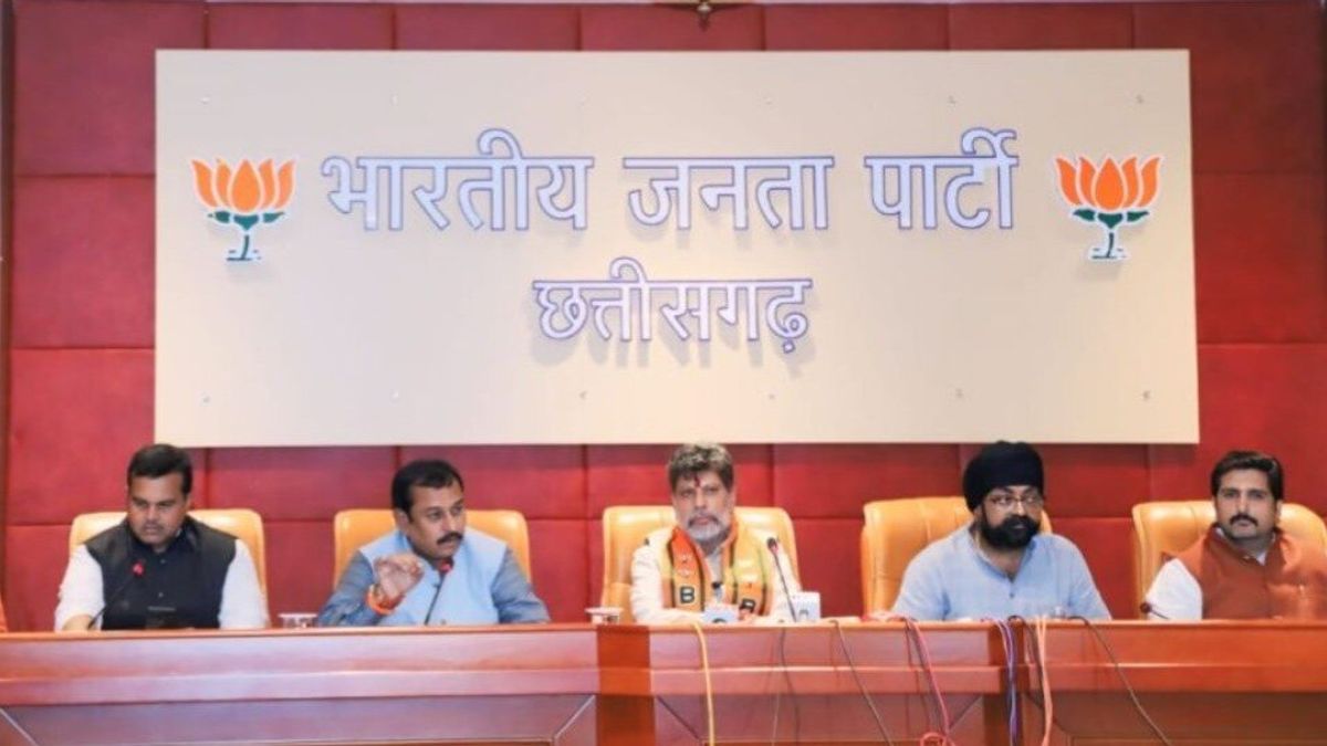 CG Liquor Scam: हाईकोर्ट के फैसले के बाद बीजेपी का हमला,कहा- कांग्रेस के शराब घोटाले का हुआ पर्दाफाश! बीजेपी प्रेस कॉन्फ्रेंस