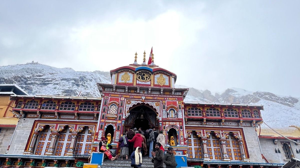 Snowfall Badrinath Dham