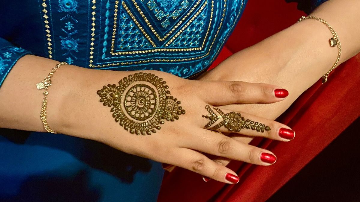 Hariyali Teej Mehndi Designs