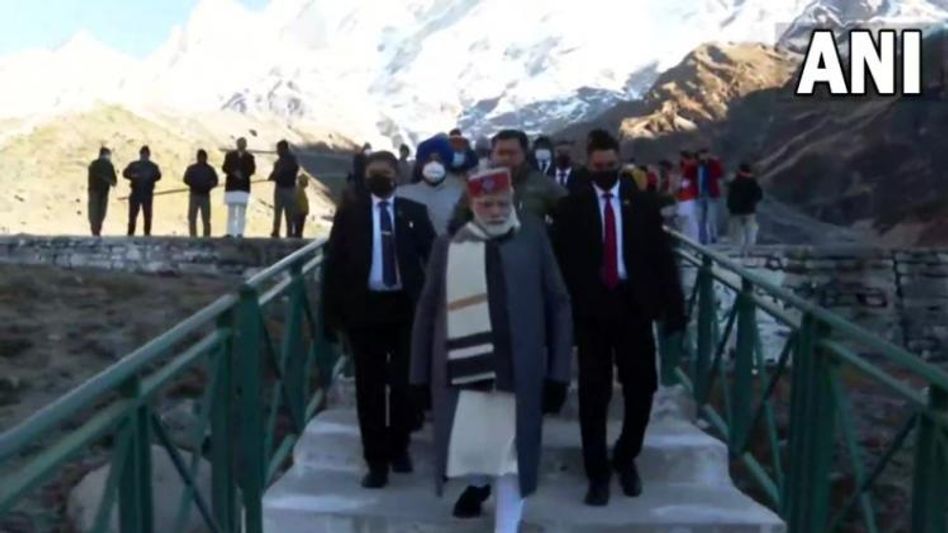 केदारनाथ पहुंचे प्रधानमंत्री नरेंद्र मोदी केदारनाथ पहुंचे प्रधानमंत्री नरेंद्र मोदी