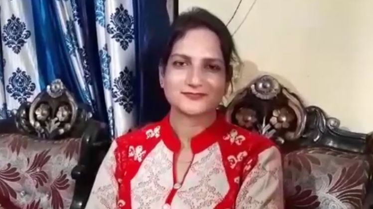 सोनिया पांडेय 