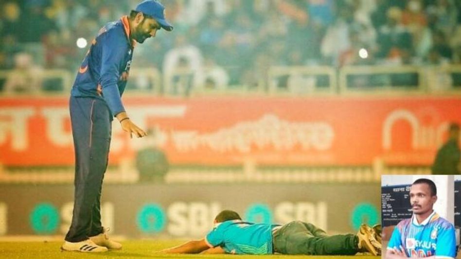 फैन ने की रोहित के पैर छुने की कोशिश (इन फोटो: दयानंद) फैन ने की रोहित के पैर छुने की कोशिश (इन फोटो: दयानंद)