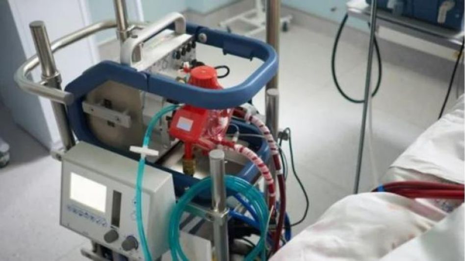 ईसीएमओ आमतौर पर केवल कुछ घंटों या कुछ दिनों की अवधि के लिए होता है. ईसीएमओ आमतौर पर केवल कुछ घंटों या कुछ दिनों की अवधि के लिए होता है.