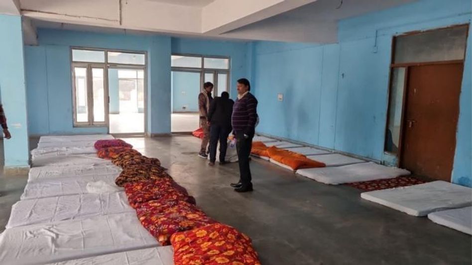 ग्रेटर नोएडा में बना रैन बसेरा  ग्रेटर नोएडा में बना रैन बसेरा