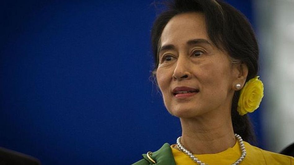 Aung san suu kyi Aung san suu kyi