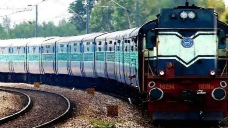 जनरल डिब्बों में अनारक्षित टिकट पर कर पाएंगे यात्रा