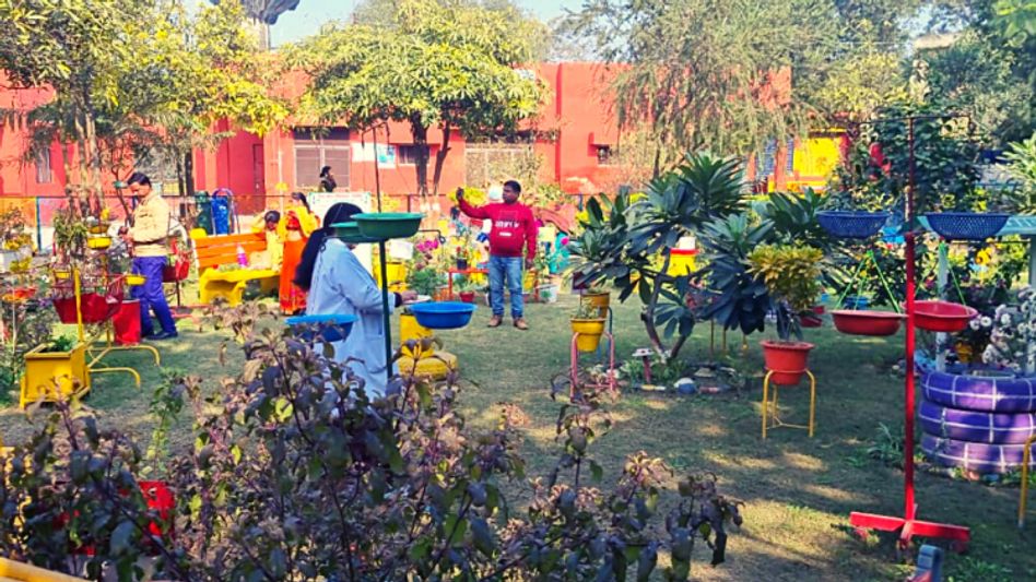 महिला जिला अस्पताल का गार्डन महिला जिला अस्पताल का गार्डन