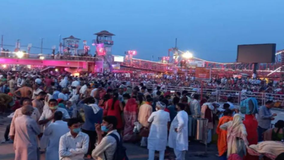 6 किलोमीटर के दायरे में 24 अलग-अलग घाट बनाए गए हैं. 6 किलोमीटर के दायरे में 24 अलग-अलग घाट बनाए गए हैं.