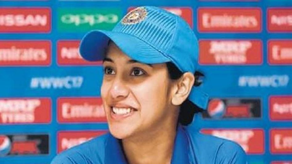 स्मृति मंधाना बनीं आईसीसी वुमेन्स क्रिकेटर ऑफ द ईयर 2021 स्मृति मंधाना बनीं आईसीसी वुमेन्स क्रिकेटर ऑफ द ईयर 2021